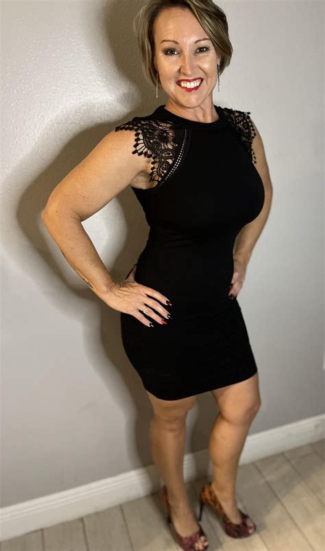 Free Amateur Mature MILF Porn Videos .